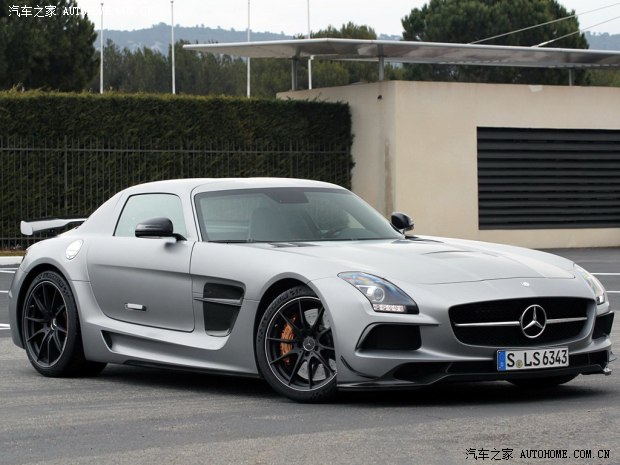 车型 售价(万元)     sls amg black series融入了sls amg gt3