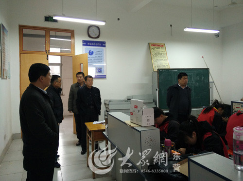 广饶县职业中等专业学校加强教师实训能力建设