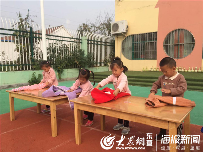 稻庄镇西水幼儿园小班开展生活能力大比拼活动: