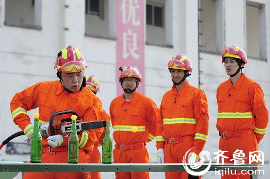 《烈火雄心》山东卫视今晚开播 杜海涛变身消防员