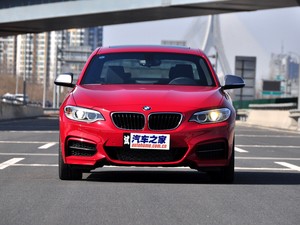 ()2ϵ2014 M235i