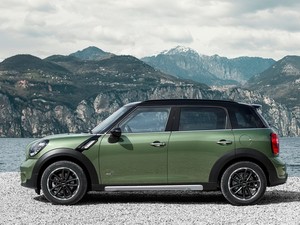 MINIMINIMINI COUNTRYMAN2015 1.6T COOPER S All 4